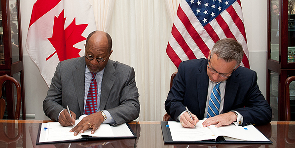 Minister Fast and U.S. Trade Representative Ron Kirk