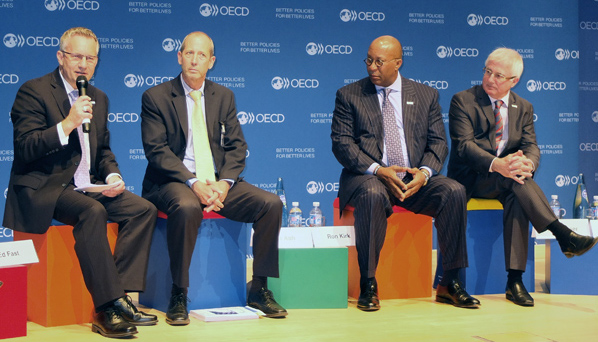 Minister Fast in a session on trade and jobs at the OECD Forum