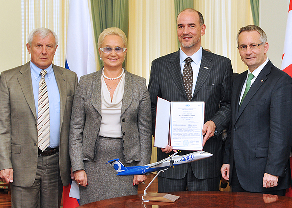 Le ministre Fast célèbre le succès de Bombardier Aéronautique en Russie