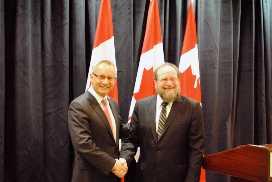 The Honourable Ed Fast, Minister of International Trade and Jeffrey Davidson