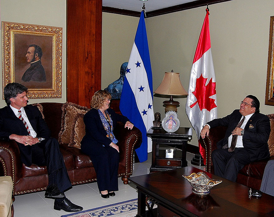Minister Ablonczy Meets with Honduran Secretary of Foreign Affairs
