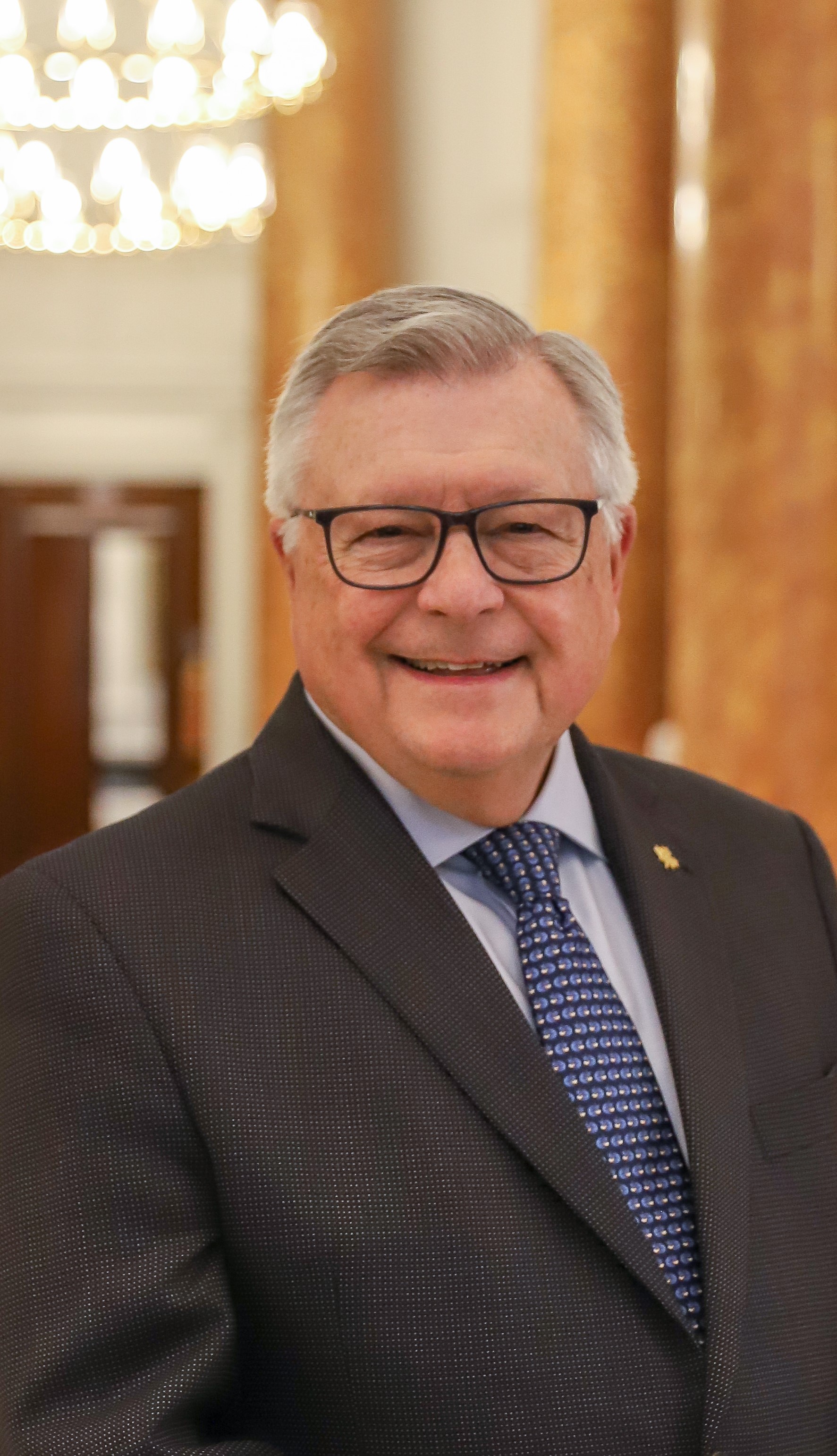 L’honorable Ralph Goodale, Haut-commissaire du Canada au Royaume-Uni de Grande-Bretagne et d'Irlande du Nord et Représentant permanent auprès de l’Organisation maritime internationale